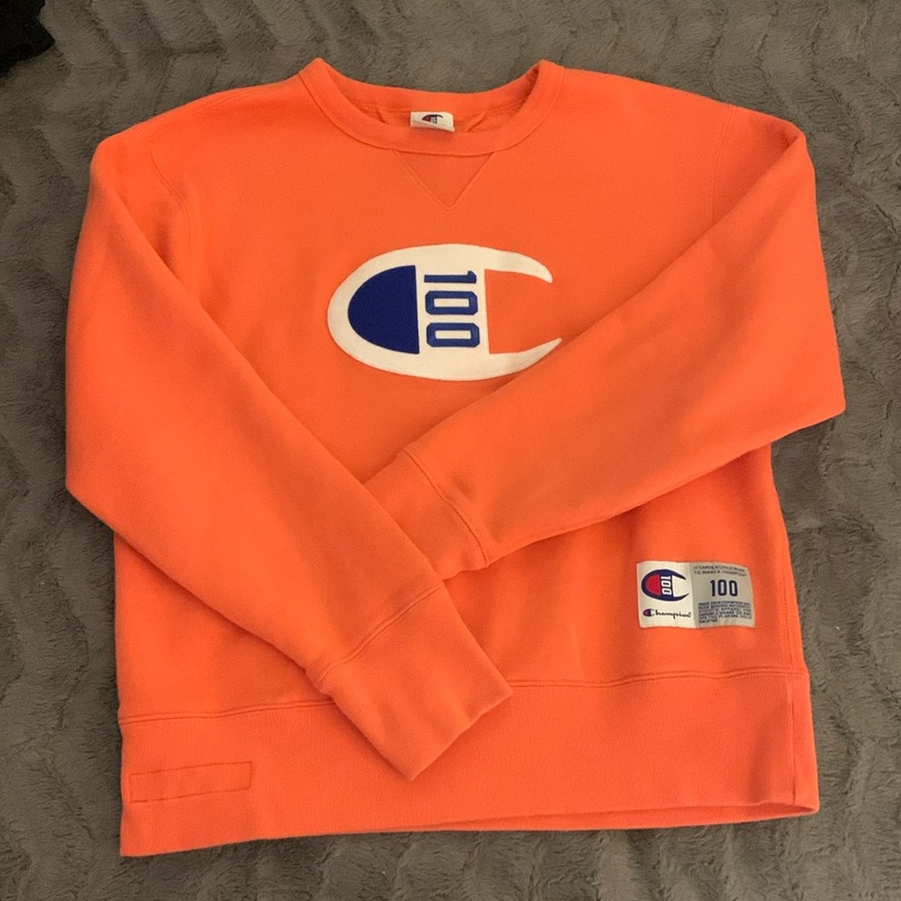 Champions 100 years Salmon/peach/pink sweatshirt M